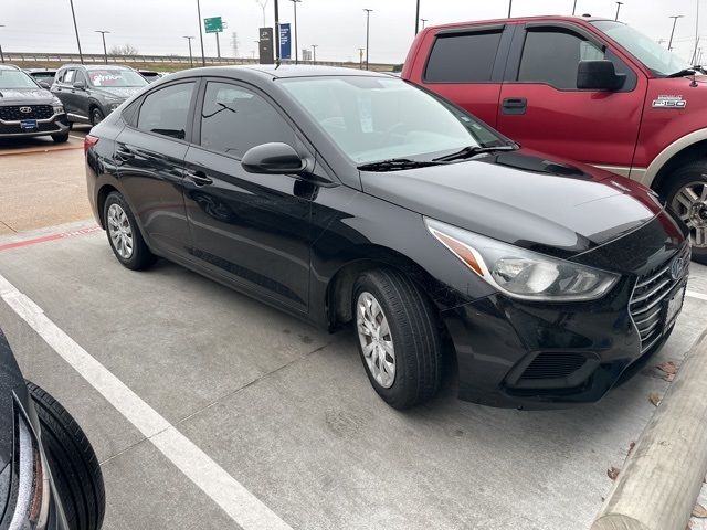 2019 Hyundai Accent SE