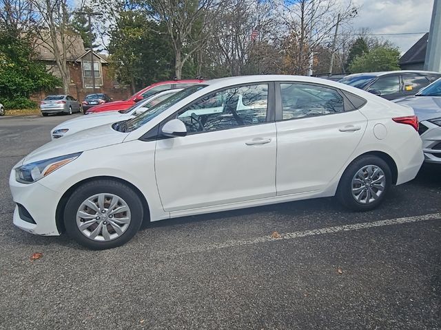 2019 Hyundai Accent SE