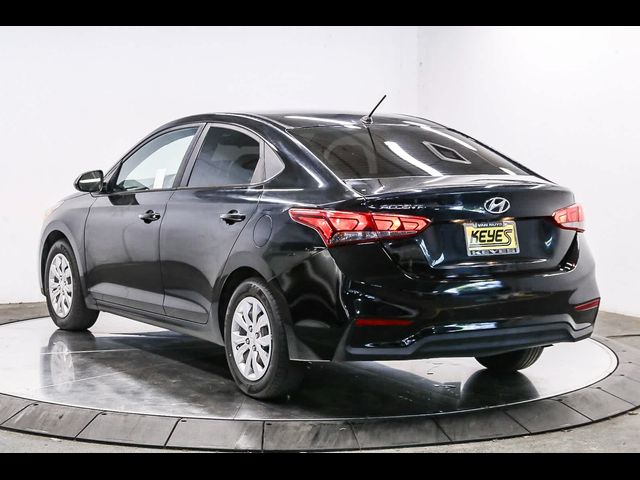 2019 Hyundai Accent SE