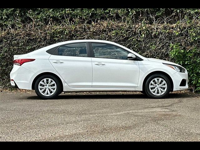 2019 Hyundai Accent SE