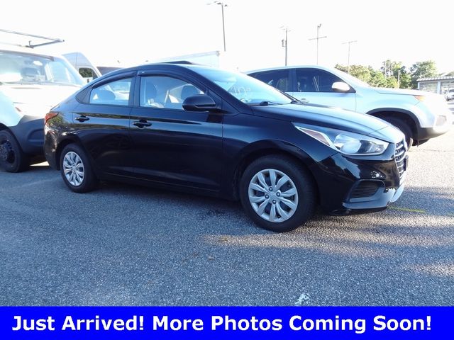 2019 Hyundai Accent SE