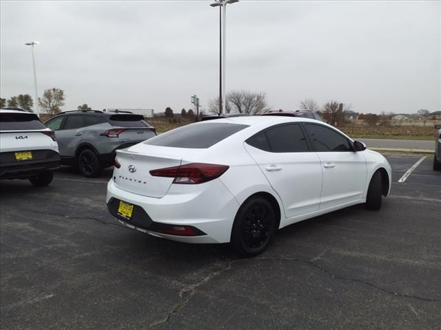 2019 Hyundai Elantra SE