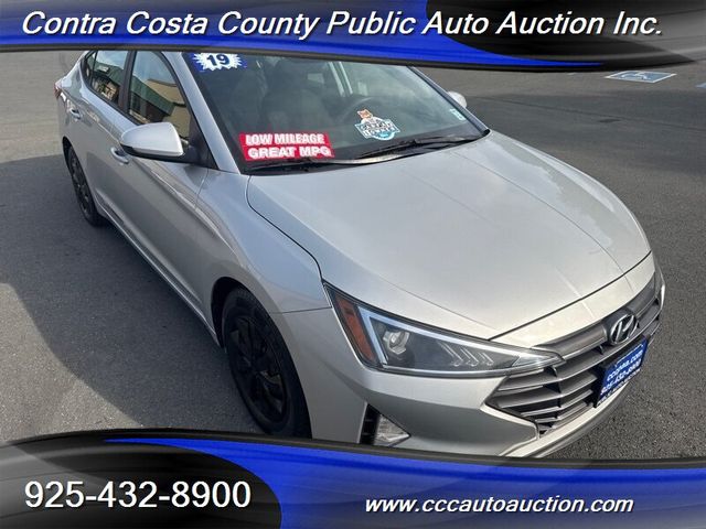 2019 Hyundai Elantra SE