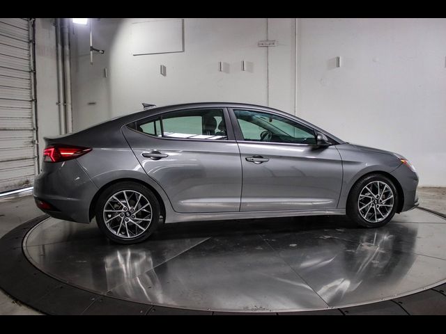 2019 Hyundai Elantra Limited