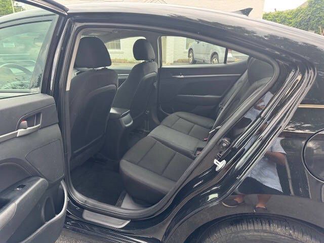 2019 Hyundai Elantra SEL