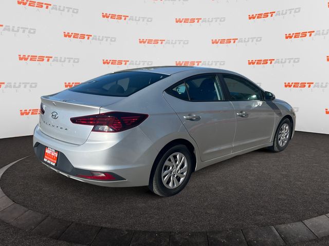 2019 Hyundai Elantra SE