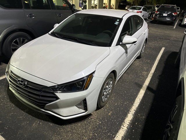 2019 Hyundai Elantra SE