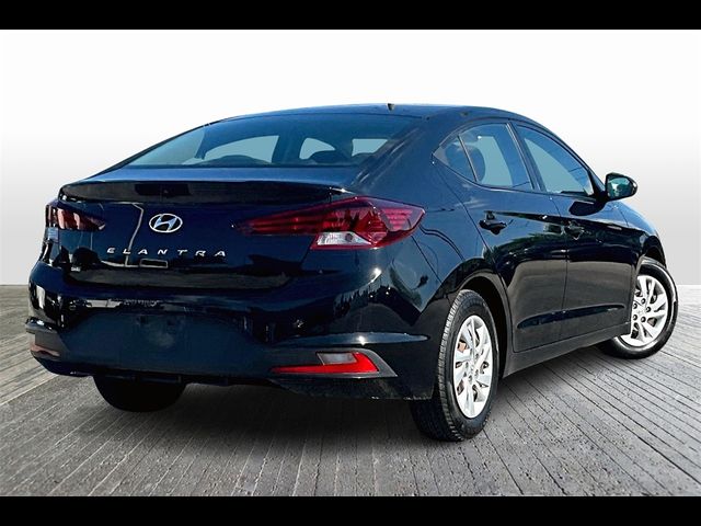 2019 Hyundai Elantra SE