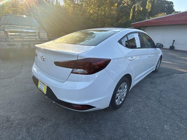 2019 Hyundai Elantra SE