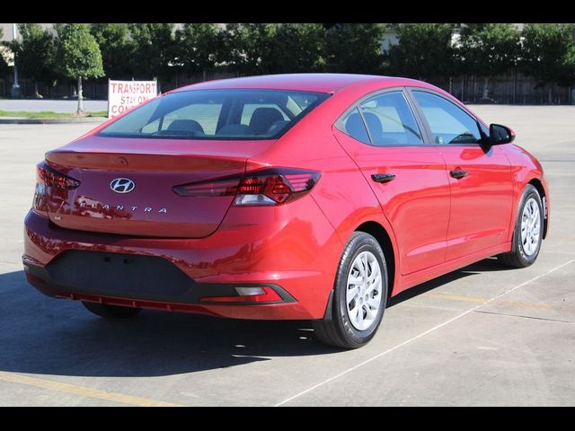 2019 Hyundai Elantra SE