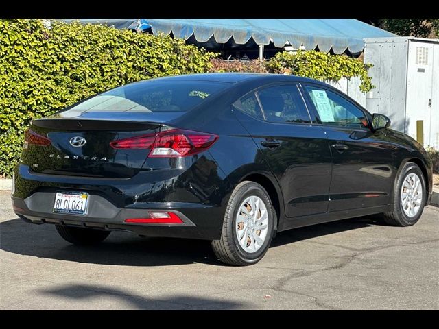 2019 Hyundai Elantra SE