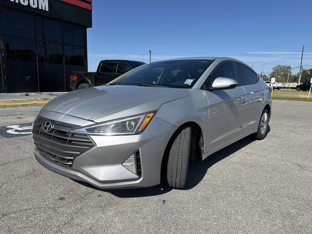 2019 Hyundai Elantra SE