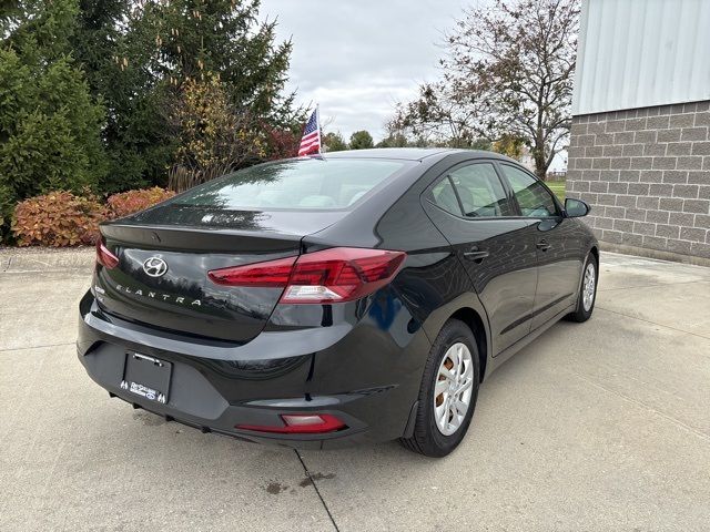 2019 Hyundai Elantra SE