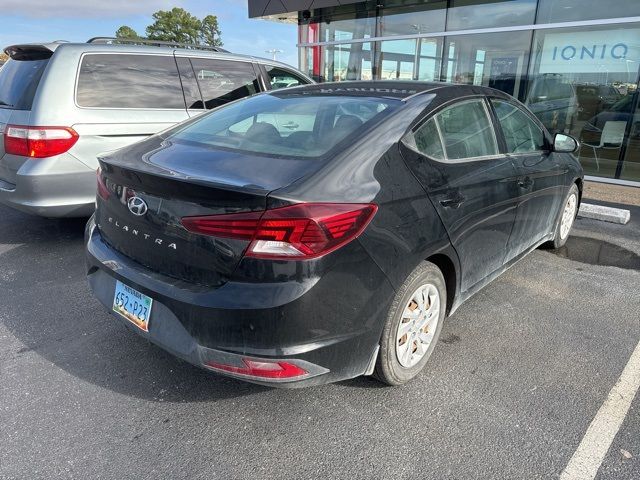 2019 Hyundai Elantra SE