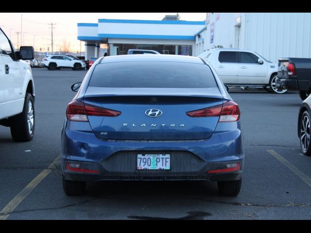 2019 Hyundai Elantra SE