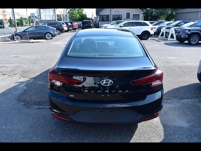 2019 Hyundai Elantra SE