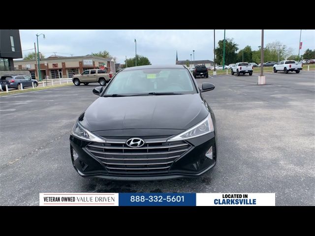 2019 Hyundai Elantra SE