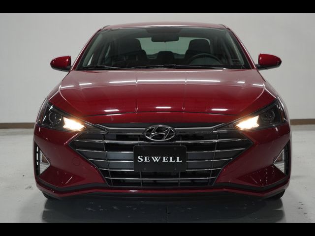 2019 Hyundai Elantra SE