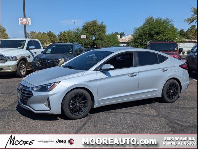 2019 Hyundai Elantra SE