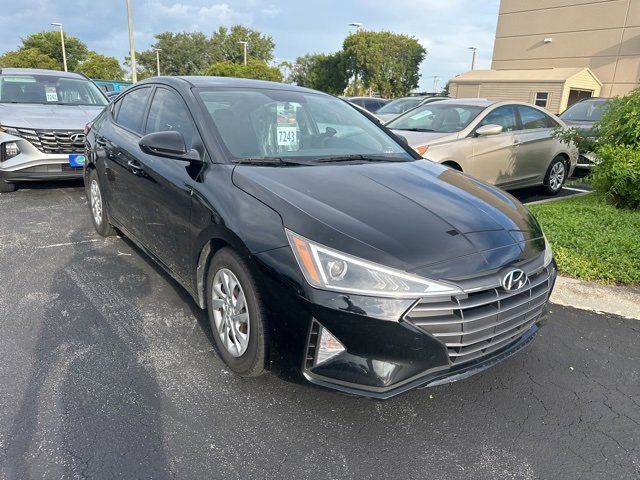 2019 Hyundai Elantra SE