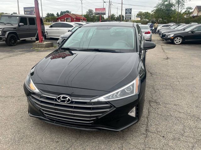 2019 Hyundai Elantra SE