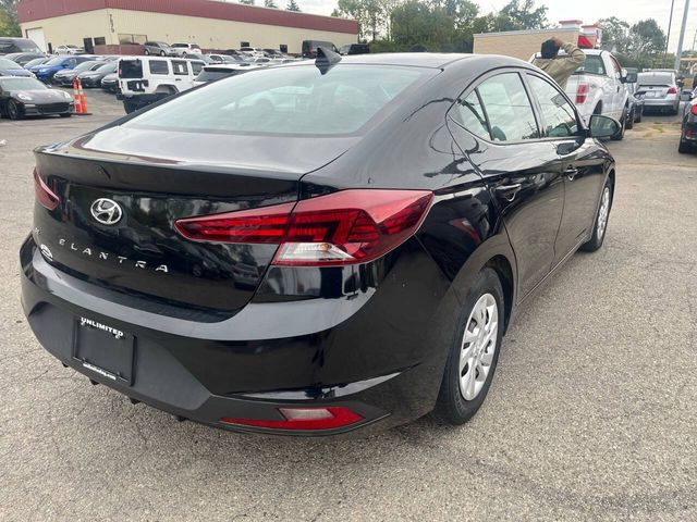 2019 Hyundai Elantra SE