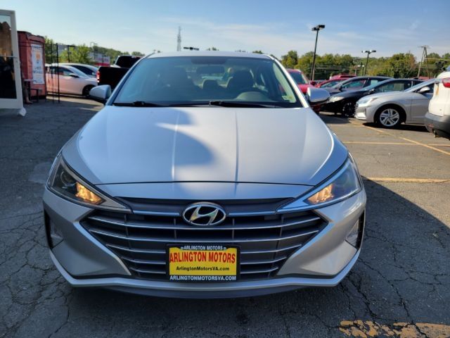 2019 Hyundai Elantra SE