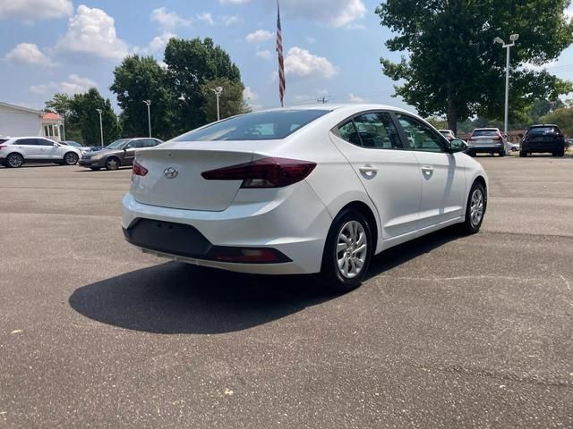 2019 Hyundai Elantra SE