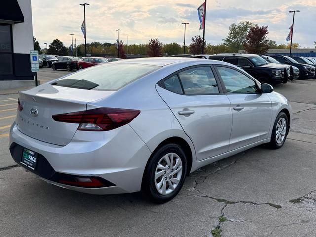 2019 Hyundai Elantra SE