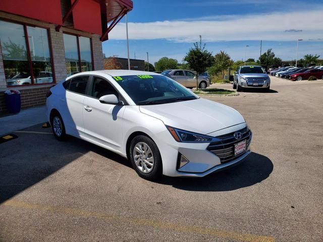 2019 Hyundai Elantra SE