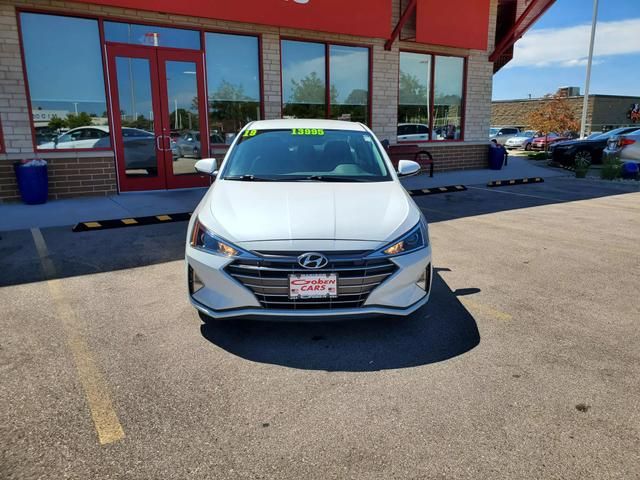 2019 Hyundai Elantra SE