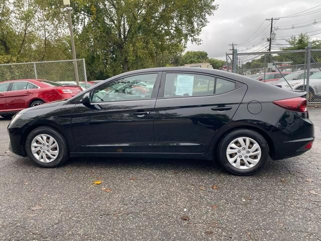 2019 Hyundai Elantra SE