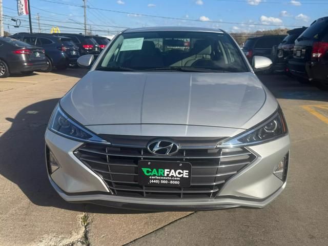 2019 Hyundai Elantra SE