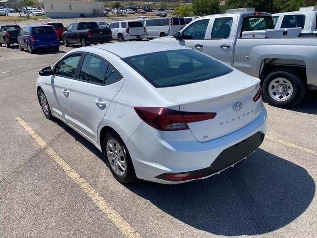 2019 Hyundai Elantra SE