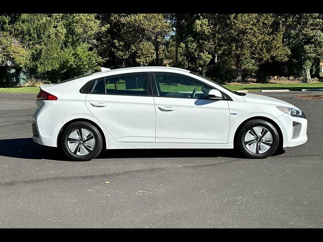 2019 Hyundai Ioniq Hybrid Blue