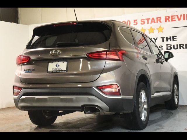 2019 Hyundai Santa Fe SE