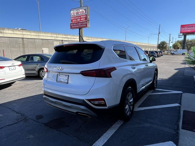 2019 Hyundai Santa Fe SE