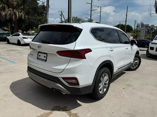 2019 Hyundai Santa Fe SE