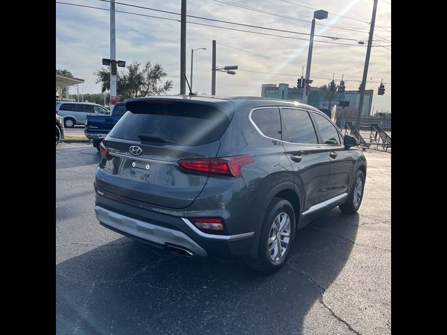 2019 Hyundai Santa Fe SE