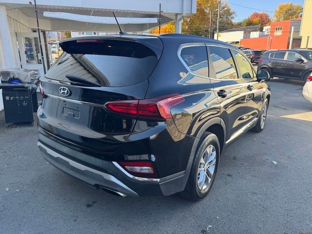 2019 Hyundai Santa Fe SE