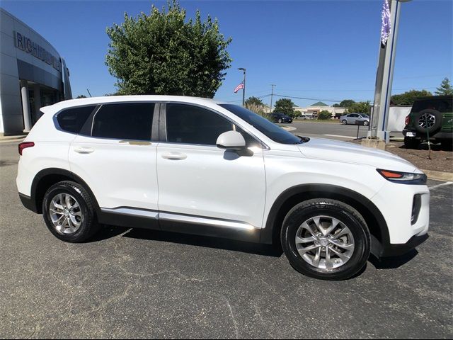 2019 Hyundai Santa Fe SE