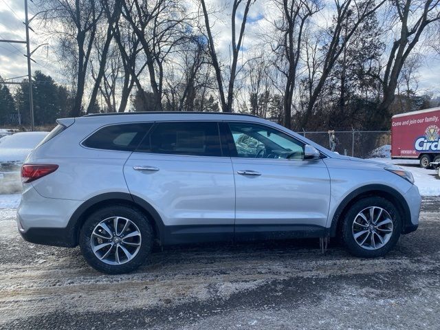 2019 Hyundai Santa Fe XL SE