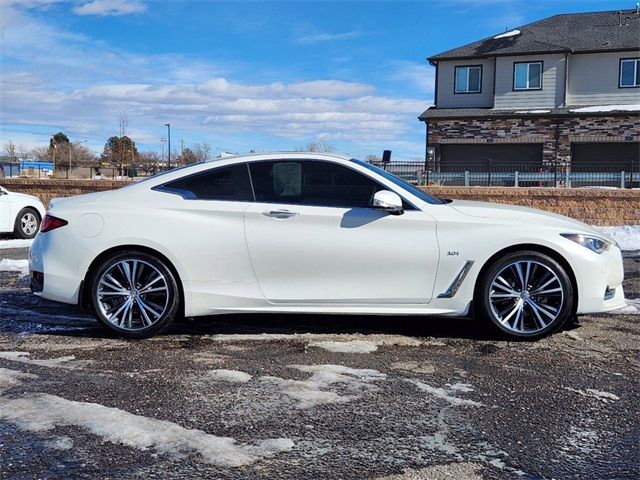 2019 INFINITI Q60 3.0T Luxe