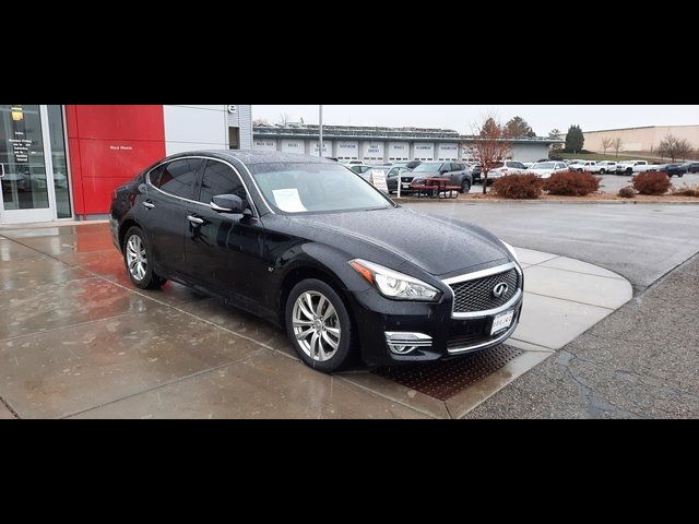 2019 INFINITI Q70 3.7 Luxe