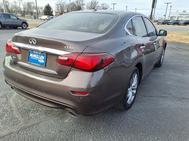 2019 INFINITI Q70 3.7 Luxe