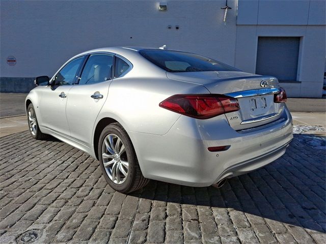 2019 INFINITI Q70 3.7 Luxe