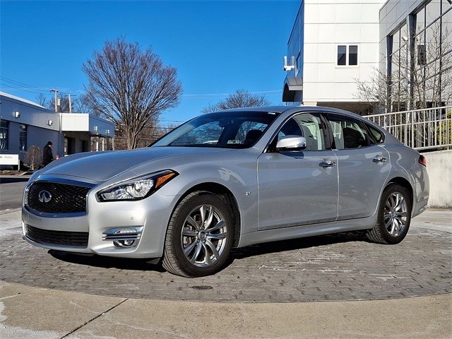 2019 INFINITI Q70 3.7 Luxe