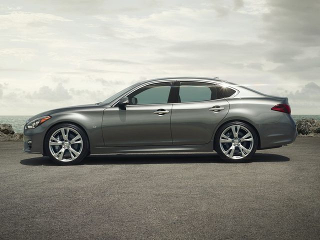 2019 INFINITI Q70 3.7 Luxe