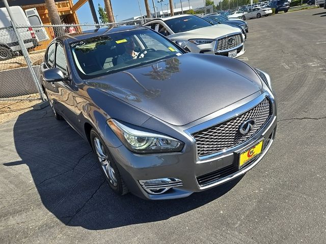 2019 INFINITI Q70 3.7 Luxe