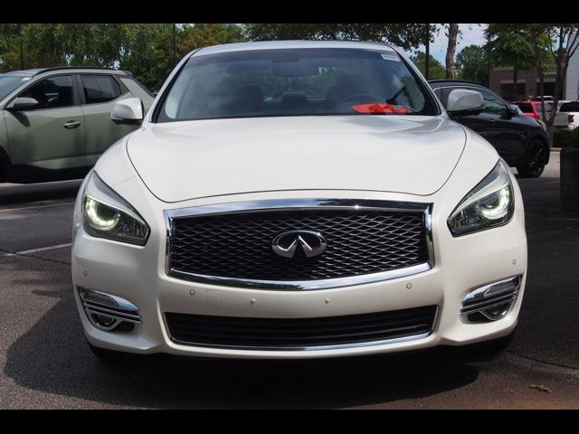 2019 INFINITI Q70 3.7 Luxe